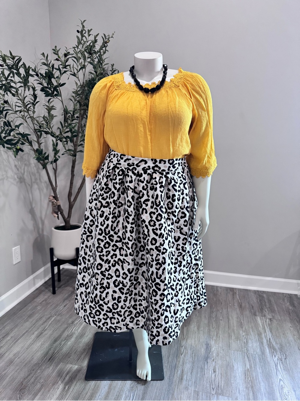 Black-White Leopard Midi Skirt
